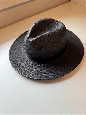 Aritzia Auxillary Straw Hat S/M